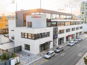 Pronájem obchodního prostoru, Pardubice, Na Spravedlnosti, 110 m2