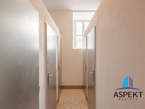 Pronájem bytu 1+kk, Praha - Bubeneč, Keramická, 25 m2