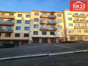 Prodej bytu 1+1, Plzeň - Lobzy, Nad Úslavou, 39 m2