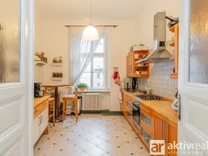 Pronájem bytu 3+1, Praha - Vinohrady, Polská, 134 m2