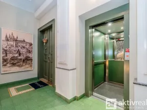 Pronájem bytu 3+1, Praha - Vinohrady, Polská, 134 m2