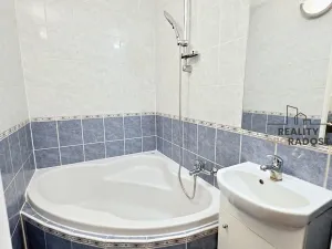 Pronájem bytu 1+kk, Brno - Starý Lískovec, U hřiště, 30 m2