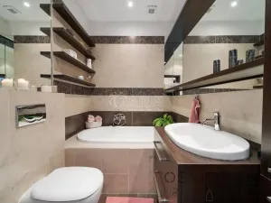 Prodej bytu 3+kk, Praha, Kounická, 114 m2