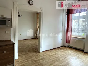 Pronájem bytu 2+1, Plzeň - Jižní Předměstí, Hálkova, 58 m2