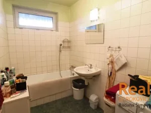 Pronájem bytu 1+1, Otrokovice, Školní, 56 m2