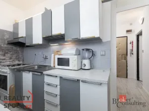 Prodej bytu 1+1, Zlín, Zborovská, 39 m2