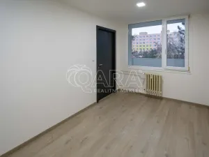 Pronájem bytu 4+kk, Neratovice, Na Výsluní, 67 m2