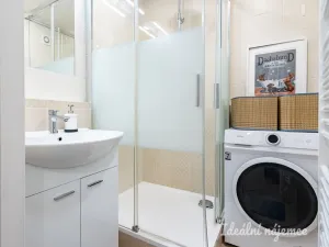 Pronájem bytu 3+1, Praha - Háje, Tatarkova, 77 m2