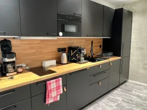 Pronájem kanceláře, Praha, Dělnická, 441 m2