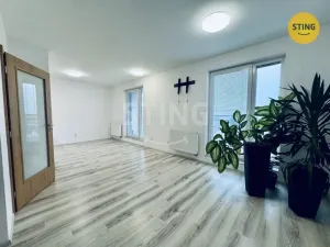 Pronájem bytu 1+kk, Pardubice, U Sportovní školy, 38 m2