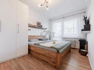 Prodej bytu 3+1, Orlová - Lutyně, Karla Dvořáčka, 72 m2