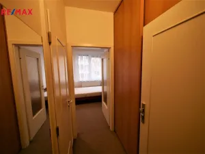Pronájem bytu 1+kk, Praha - Krč, Tavolníková, 26 m2