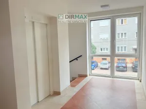 Pronájem bytu 1+kk, Plzeň, Slovanská, 32 m2