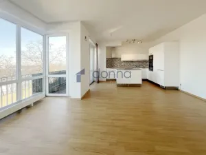 Prodej bytu 2+kk, Praha, Moskevská, 59 m2