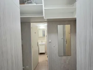 Prodej bytu 2+kk, Praha - Troja, Hnězdenská, 43 m2