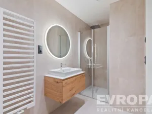 Pronájem bytu 1+kk, Praha - Břevnov, U Petřin, 35 m2