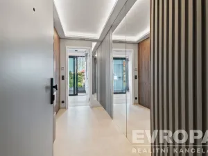 Pronájem bytu 1+kk, Praha - Břevnov, U Petřin, 35 m2