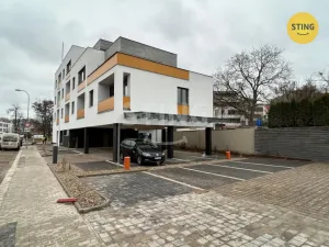 Pronájem bytu 1+kk, Pardubice, Husova, 35 m2