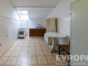 Pronájem skladu, Praha - Libuš, Libušská, 524 m2