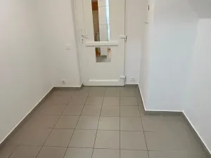 Pronájem bytu 3+1, Praha - Strašnice, Věšínova, 65 m2