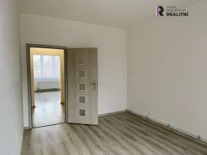 Prodej bytu 2+kk, Lubenec, Náměstí, 52 m2