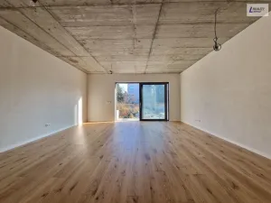 Prodej bytu 2+kk, Praha, Pod turnovskou tratí, 58 m2