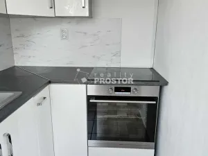 Pronájem bytu 3+1, Ústí nad Labem, Tolstého, 66 m2