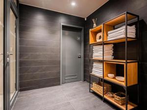 Pronájem bytu 2+kk, Praha - Smíchov, Holečkova, 88 m2