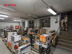 Pronájem obchodního prostoru, Praha - Strašnice, Starostrašnická, 501 m2