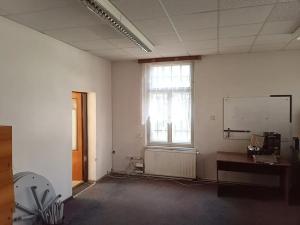 Prodej komerční nemovitosti, Jablonec nad Nisou, Vítězslava Nezvala, 680 m2