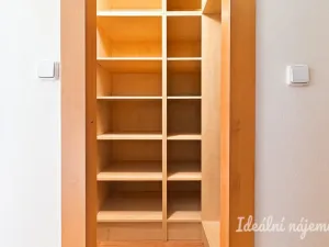 Pronájem bytu 3+1, Brno, Kamanova, 78 m2