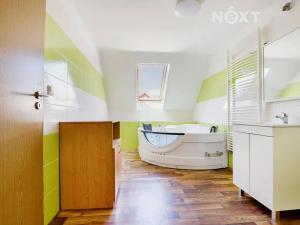 Prodej rodinného domu, Kryry, Tovární, 135 m2