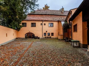 Prodej ubytování, Chlum u Třeboně, Hejtmanská hráz, 1200 m2