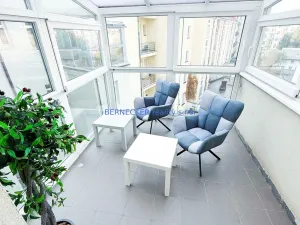 Pronájem kanceláře, Hradec Králové, třída Karla IV., 135 m2