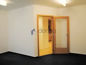 Pronájem kanceláře, Praha, Koldínova, 107 m2
