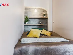 Prodej bytu 1+kk, Praha - Holešovice, Jankovcova, 33 m2