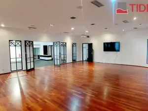 Pronájem kanceláře, Modletice, 200 m2