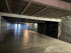 Pronájem garáže, Zlín, Santražiny, 20 m2