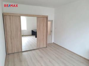 Pronájem bytu 1+1, Praha - Břevnov, Pod Marjánkou, 40 m2