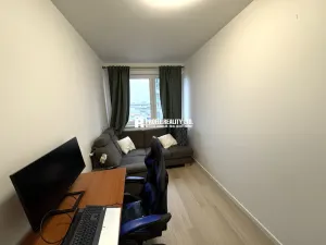 Prodej bytu 3+kk, Praha - Hloubětín, Sobí, 64 m2