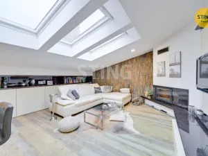 Prodej obchodního prostoru, Kroměříž, 1. máje, 102 m2