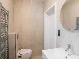 Prodej rodinného domu, Dolní Břežany, U Lesa, 150 m2