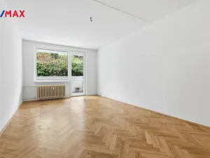 Prodej bytu 3+1, Karlovy Vary - Drahovice, Vítězná, 86 m2