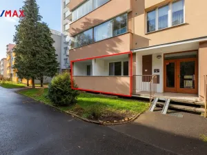 Prodej bytu 3+1, Karlovy Vary - Drahovice, Vítězná, 86 m2