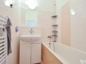 Pronájem bytu 2+1, Olomouc, Kaštanová, 64 m2