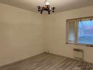 Pronájem bytu 1+1, Chabařovice, V Aleji, 35 m2