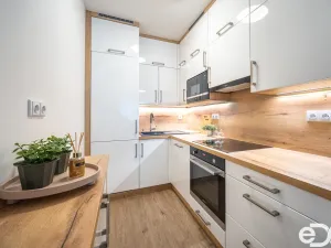 Prodej bytu 2+kk, Poděbrady, Nerudova, 52 m2