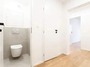 Prodej bytu 2+kk, Praha - Kobylisy, Slancova, 45 m2