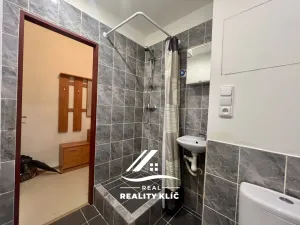 Pronájem bytu 1+kk, Opava, Ratibořská, 21 m2