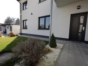 Pronájem bytu 2+kk, Chrášťany, 50 m2